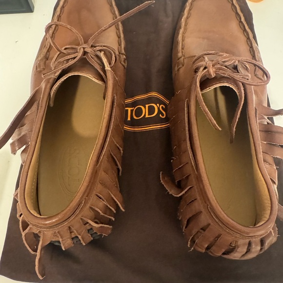 Tod's Tan Leather Slip-On Loafers - Picture 6 of 13